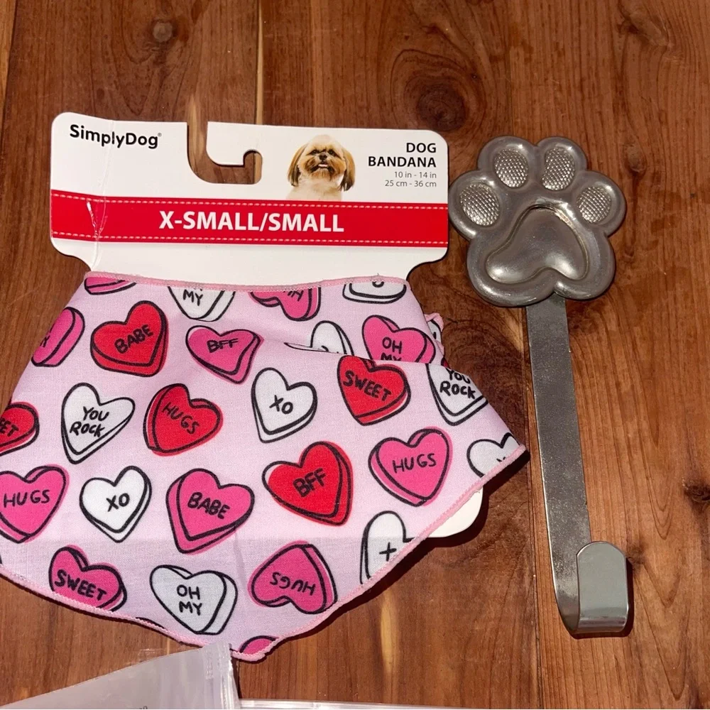 NEW DOG KONGA KONG BONES TOYS SCARFS SMALL DOGS PINK PAW HOOK